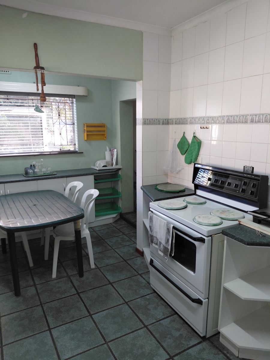 To Let 3 Bedroom Property for Rent in New Orleans Western Cape